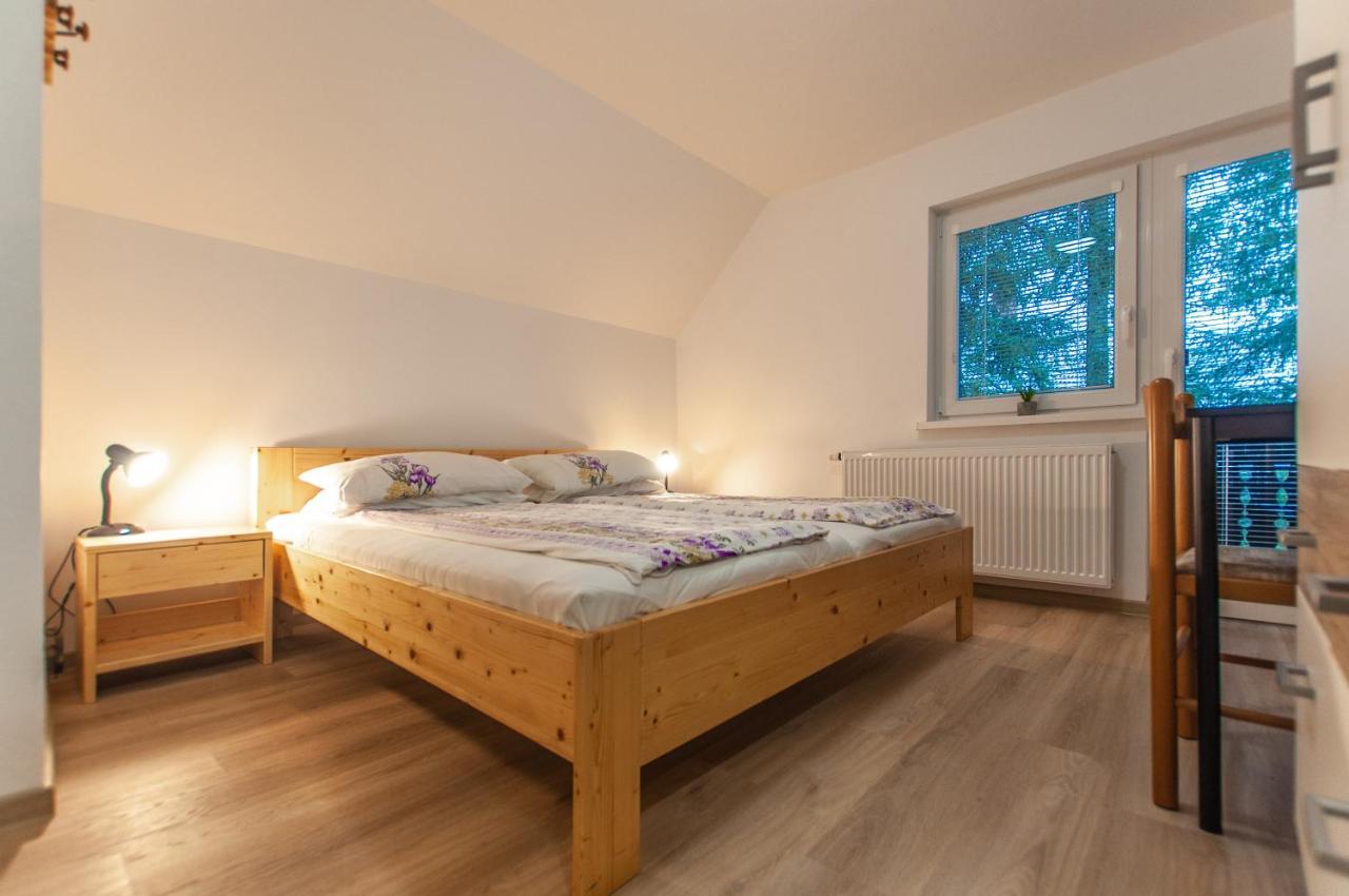 Apartment Ticar Бохінь Екстер'єр фото