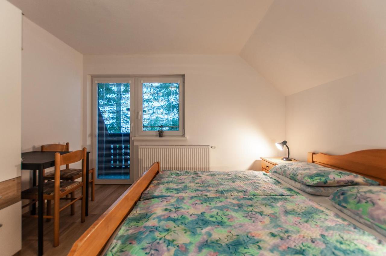 Apartment Ticar Бохінь Екстер'єр фото