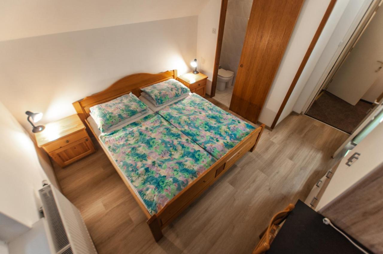 Apartment Ticar Бохінь Екстер'єр фото