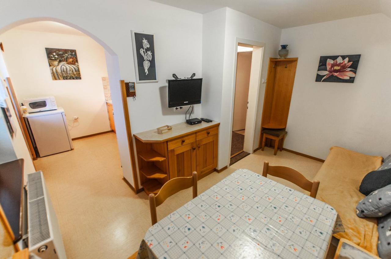 Apartment Ticar Бохінь Екстер'єр фото