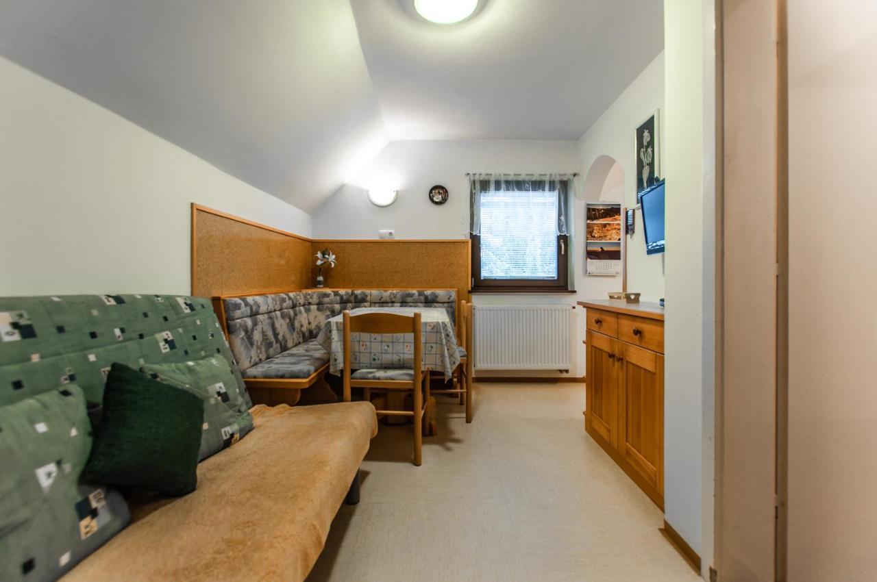 Apartment Ticar Бохінь Екстер'єр фото
